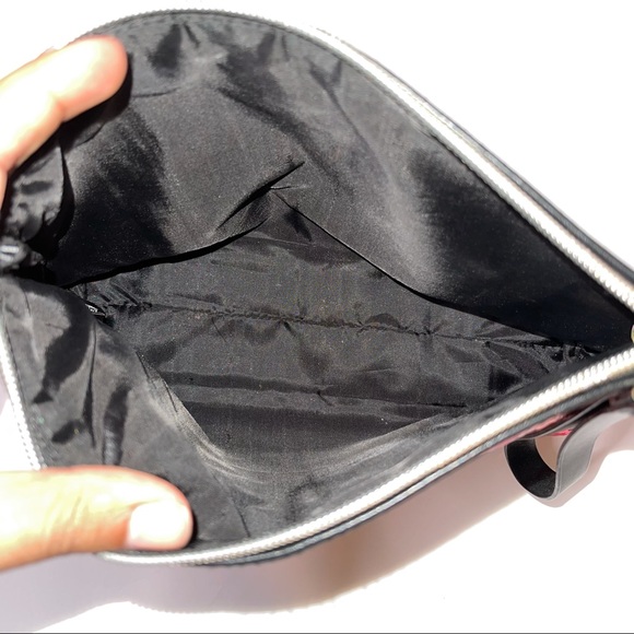 Victoria secret pink sequin wristlet for makeup or traveling - Picture 5 of 9